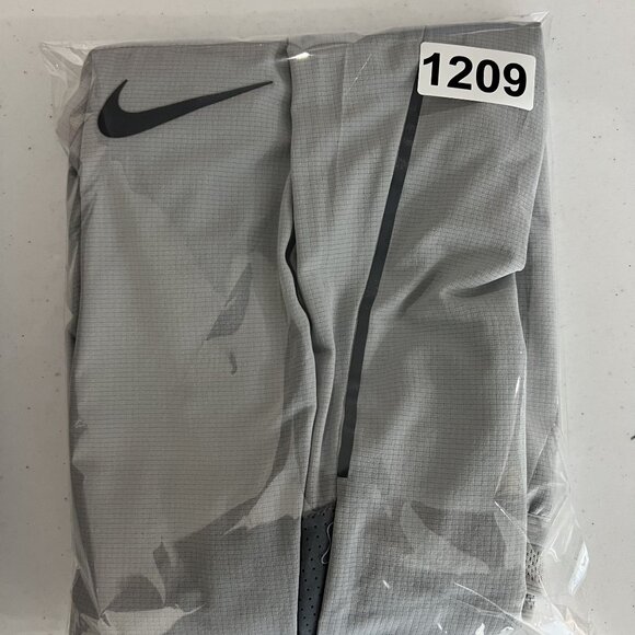 Nike Men L Dri-Fit Swift Slim Fit Reflective Jogger Pants Gray Gorpcore Athletic - Picture 16 of 16
